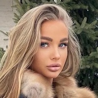Соня Плотникова