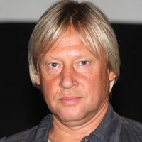 Дмитрий Харатьян