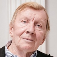 Юрий Чернов